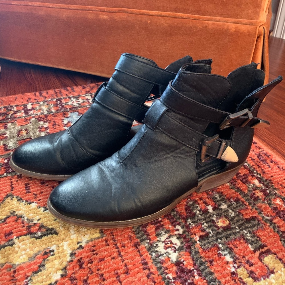 Buckled boots